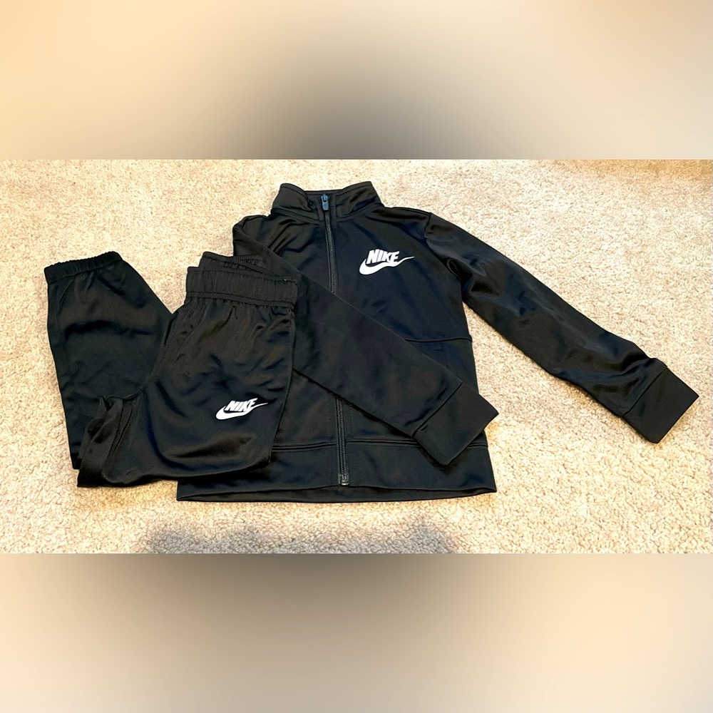 USED Nike Track Suit Toddler Boy 3T